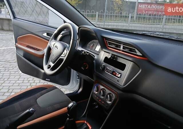 Чері Tiggo 2 2021 у Тернополі на Automoto.ua Білий Чері Tiggo 2, об'ємом двигуна 1.5 л та пробігом 214 тис. км за 5900 $, фото 20 на Automoto.ua