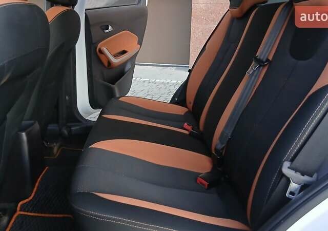 Чері Tiggo 2 2021 у Тернополі на Automoto.ua Білий Чері Tiggo 2, об'ємом двигуна 1.5 л та пробігом 214 тис. км за 5900 $, фото 24 на Automoto.ua