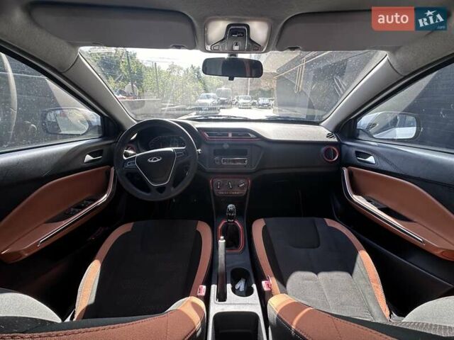 Білий Чері Tiggo 2, об'ємом двигуна 1.5 л та пробігом 213 тис. км за 6999 $, фото 31 на Automoto.ua