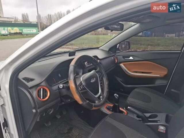 Белый Чери Tiggo 2, объемом двигателя 1.5 л и пробегом 39 тыс. км за 8800 $, фото 9 на Automoto.ua