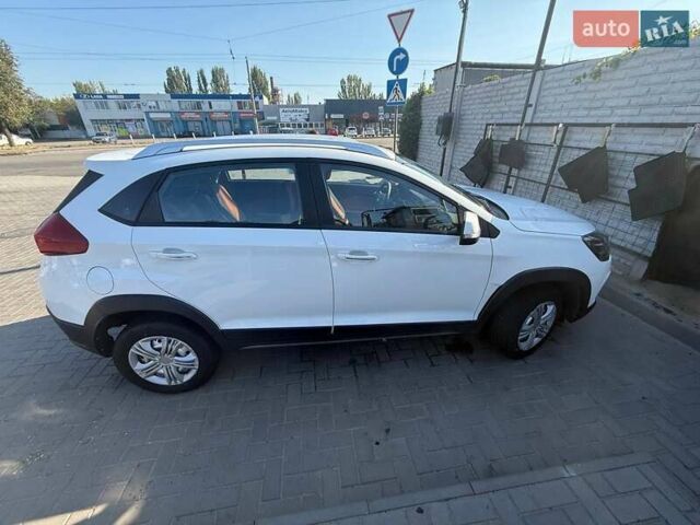 Белый Чери Tiggo 2, объемом двигателя 1.5 л и пробегом 22 тыс. км за 8900 $, фото 7 на Automoto.ua