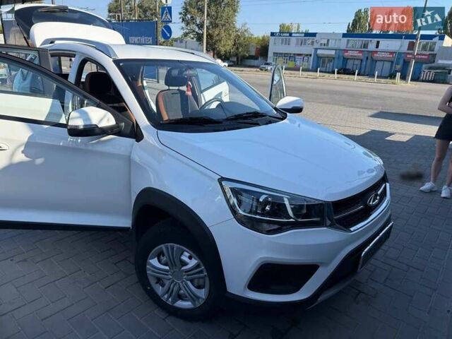 Белый Чери Tiggo 2, объемом двигателя 1.5 л и пробегом 22 тыс. км за 8900 $, фото 4 на Automoto.ua