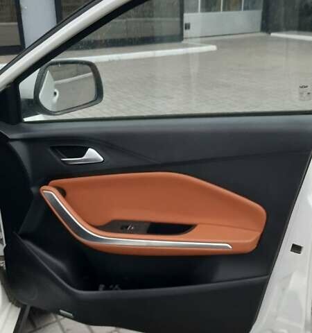 Білий Чері Tiggo 2, об'ємом двигуна 1.5 л та пробігом 22 тис. км за 7999 $, фото 17 на Automoto.ua