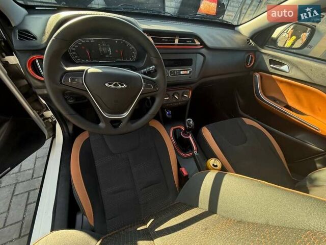 Белый Чери Tiggo 2, объемом двигателя 1.5 л и пробегом 22 тыс. км за 8900 $, фото 25 на Automoto.ua