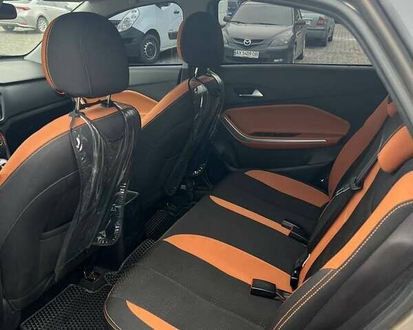 Бежевый Чери Tiggo 2, объемом двигателя 1.5 л и пробегом 75 тыс. км за 8000 $, фото 8 на Automoto.ua