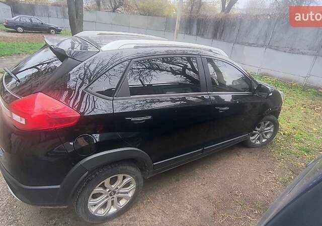 Черный Чери Tiggo 2, объемом двигателя 1.5 л и пробегом 150 тыс. км за 4999 $, фото 5 на Automoto.ua