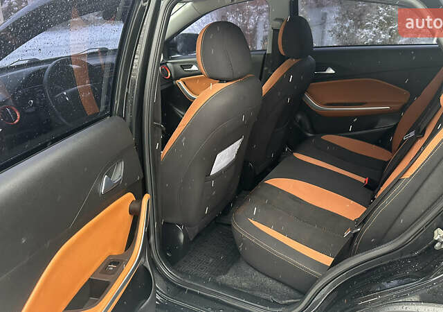 Черный Чери Tiggo 2, объемом двигателя 1.5 л и пробегом 69 тыс. км за 8900 $, фото 26 на Automoto.ua