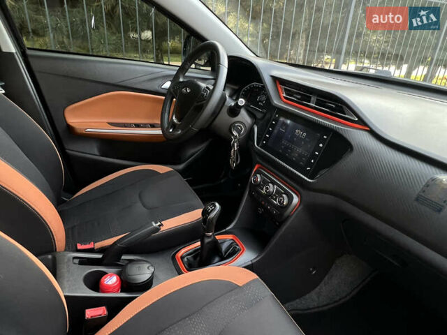 Чорний Чері Tiggo 2, об'ємом двигуна 1.5 л та пробігом 86 тис. км за 7500 $, фото 46 на Automoto.ua