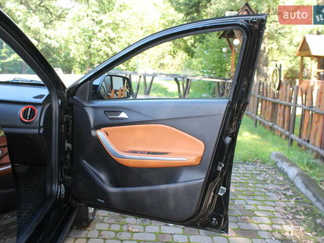 Черный Чери Tiggo 2, объемом двигателя 1.5 л и пробегом 19 тыс. км за 9390 $, фото 95 на Automoto.ua