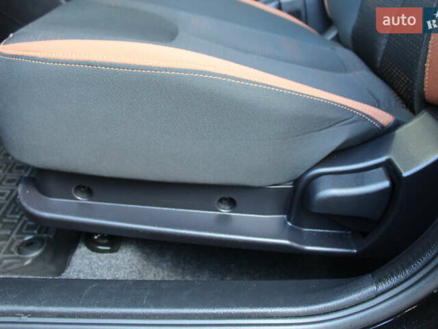 Черный Чери Tiggo 2, объемом двигателя 1.5 л и пробегом 18 тыс. км за 9590 $, фото 65 на Automoto.ua