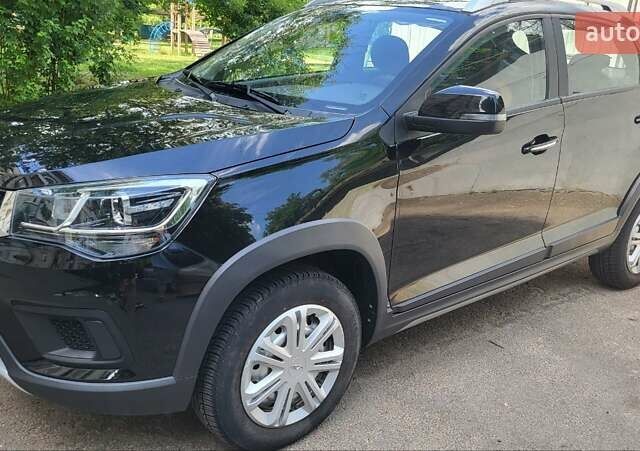 Черный Чери Tiggo 2, объемом двигателя 1.5 л и пробегом 23 тыс. км за 9200 $, фото 3 на Automoto.ua