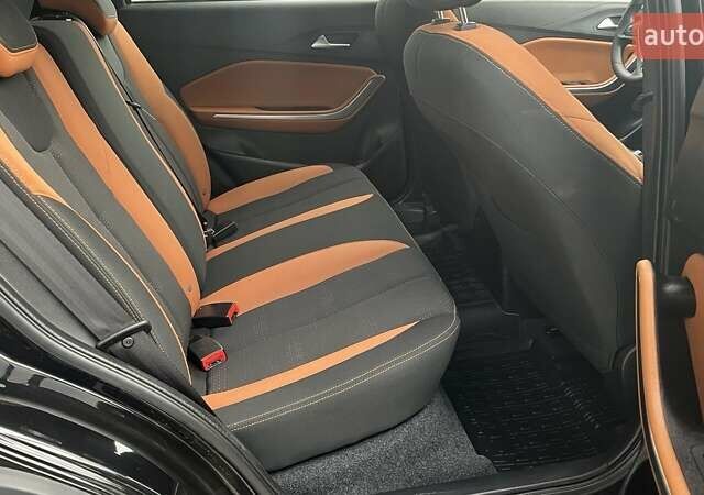 Черный Чери Tiggo 2, объемом двигателя 1.5 л и пробегом 31 тыс. км за 8847 $, фото 6 на Automoto.ua