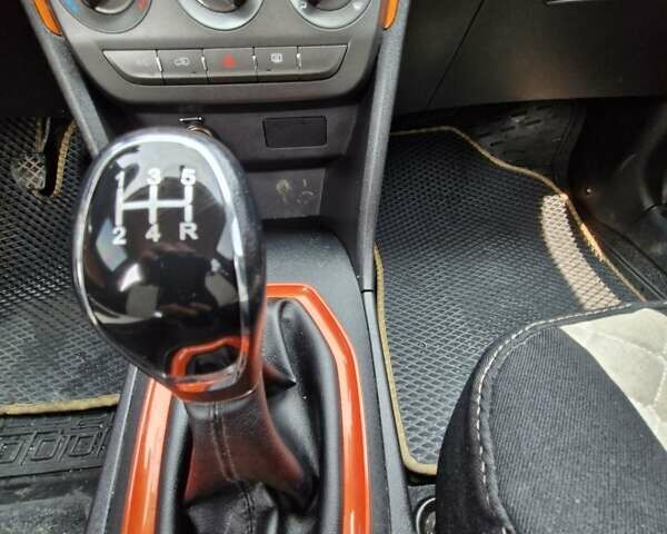 Черный Чери Tiggo 2, объемом двигателя 1.5 л и пробегом 32 тыс. км за 10000 $, фото 8 на Automoto.ua