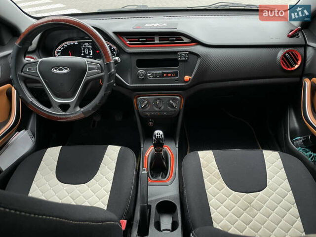 Черный Чери Tiggo 2, объемом двигателя 1.5 л и пробегом 32 тыс. км за 8500 $, фото 10 на Automoto.ua