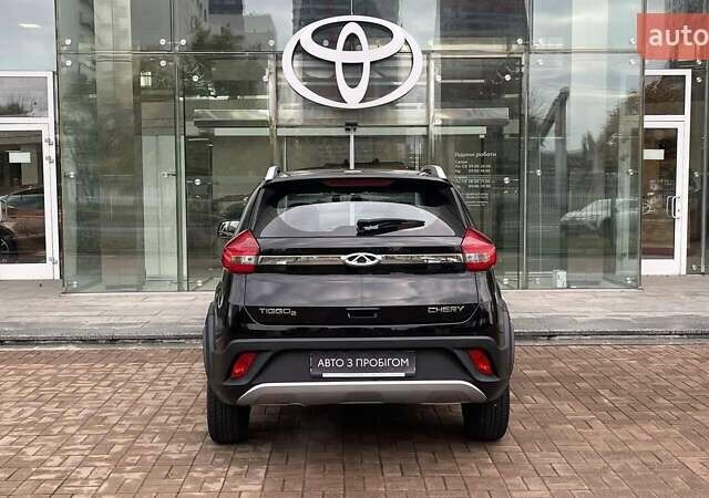 Черный Чери Tiggo 2, объемом двигателя 1.5 л и пробегом 31 тыс. км за 8847 $, фото 3 на Automoto.ua