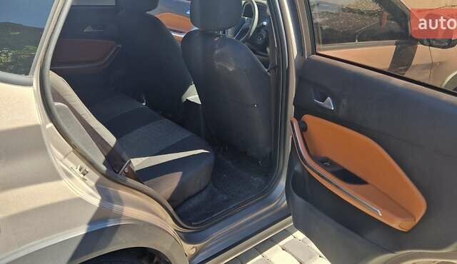 Коричневый Чери Tiggo 2, объемом двигателя 1.5 л и пробегом 78 тыс. км за 6500 $, фото 4 на Automoto.ua