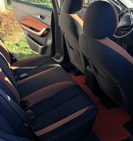 Коричневий Чері Tiggo 2, об'ємом двигуна 1.5 л та пробігом 78 тис. км за 7500 $, фото 7 на Automoto.ua