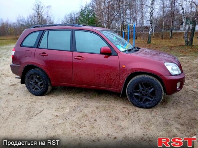 Красный Чери Tiggo 2, объемом двигателя 2 л и пробегом 247 тыс. км за 3500 $, фото 1 на Automoto.ua