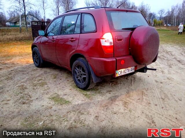 Красный Чери Tiggo 2, объемом двигателя 2 л и пробегом 247 тыс. км за 3500 $, фото 2 на Automoto.ua