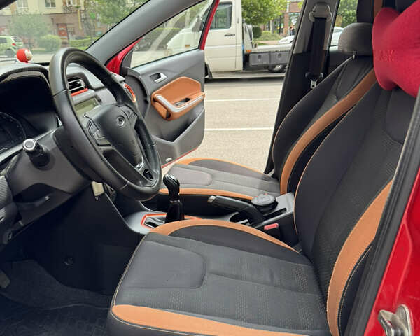 Червоний Чері Tiggo 2, об'ємом двигуна 1.5 л та пробігом 86 тис. км за 8600 $, фото 43 на Automoto.ua