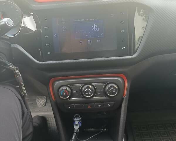 Красный Чери Tiggo 2, объемом двигателя 1.5 л и пробегом 98 тыс. км за 7300 $, фото 5 на Automoto.ua