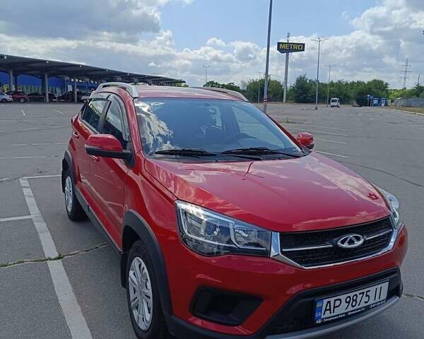 Красный Чери Tiggo 2, объемом двигателя 1.5 л и пробегом 19 тыс. км за 10000 $, фото 2 на Automoto.ua