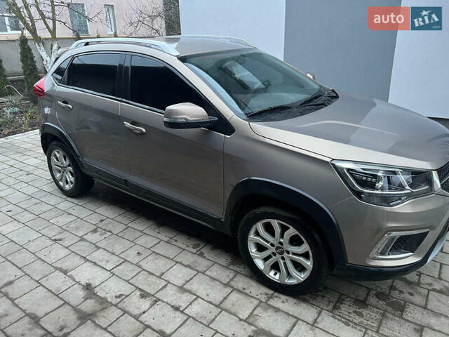 Чери Tiggo 2, объемом двигателя 1.5 л и пробегом 220 тыс. км за 6000 $, фото 3 на Automoto.ua