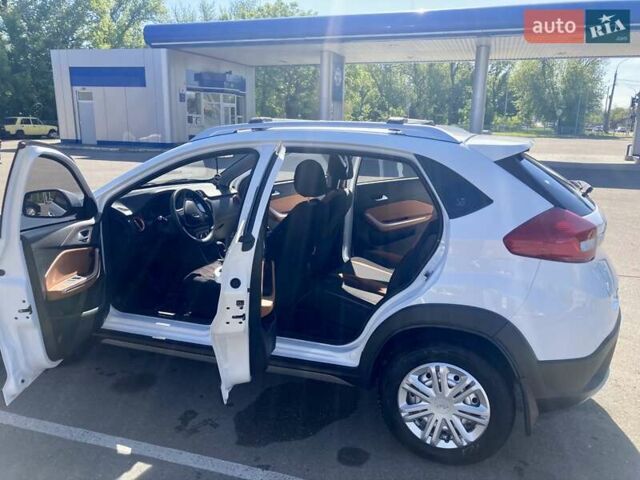 Чери Tiggo 2, объемом двигателя 1.5 л и пробегом 40 тыс. км за 8300 $, фото 3 на Automoto.ua