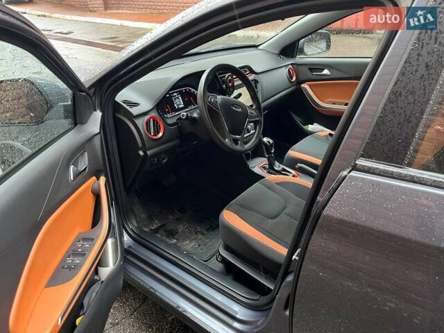 Сірий Чері Tiggo 2, об'ємом двигуна 1.5 л та пробігом 26 тис. км за 10000 $, фото 2 на Automoto.ua