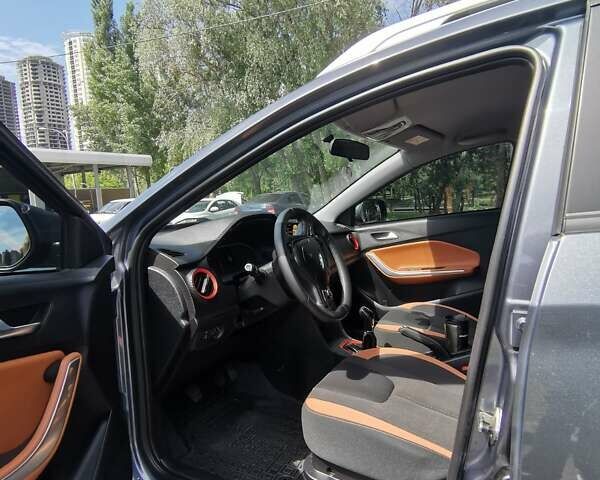 Серый Чери Tiggo 2, объемом двигателя 1.5 л и пробегом 17 тыс. км за 9800 $, фото 6 на Automoto.ua