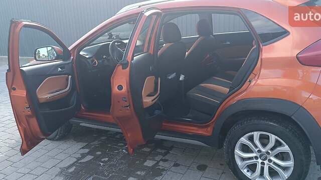 Помаранчевий Чері Tiggo 2, об'ємом двигуна 1.5 л та пробігом 61 тис. км за 7500 $, фото 6 на Automoto.ua