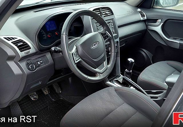 Білий Чері Tiggo 3, об'ємом двигуна 1.6 л та пробігом 185 тис. км за 5200 $, фото 4 на Automoto.ua