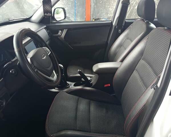 Белый Чери Tiggo 3, объемом двигателя 1.6 л и пробегом 96 тыс. км за 7800 $, фото 3 на Automoto.ua