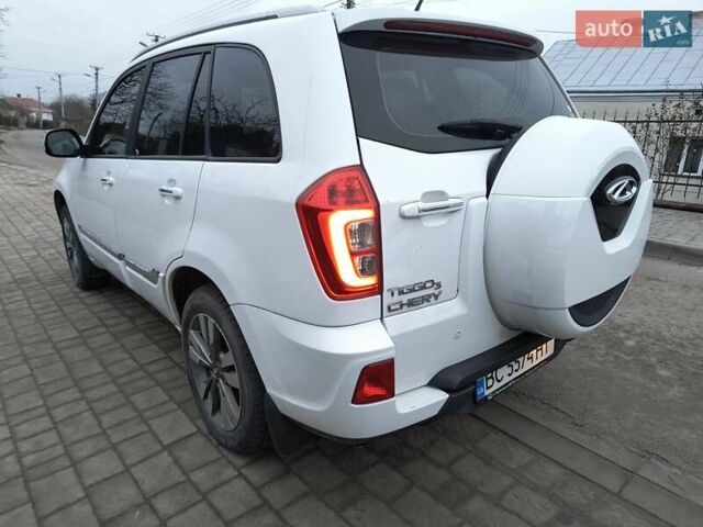 Белый Чери Tiggo 3, объемом двигателя 1.6 л и пробегом 68 тыс. км за 8500 $, фото 12 на Automoto.ua