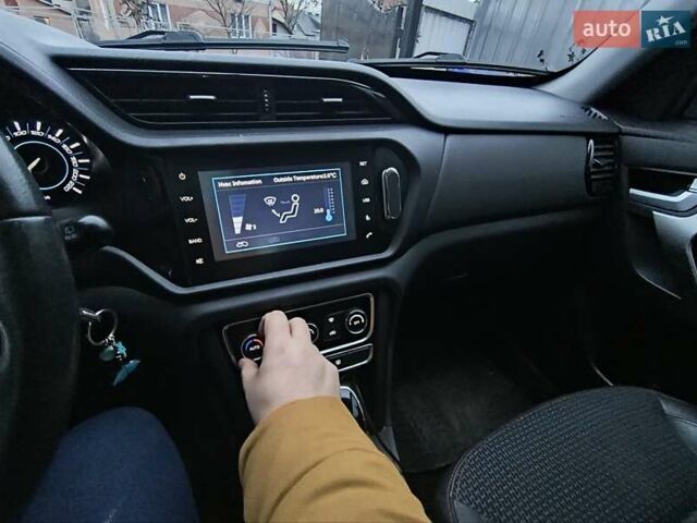 Белый Чери Tiggo 3, объемом двигателя 1.6 л и пробегом 68 тыс. км за 8500 $, фото 26 на Automoto.ua
