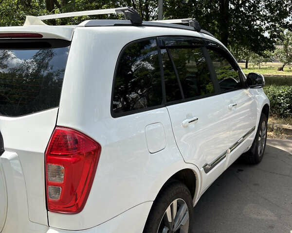 Білий Чері Tiggo 3, об'ємом двигуна 1.6 л та пробігом 78 тис. км за 8300 $, фото 4 на Automoto.ua