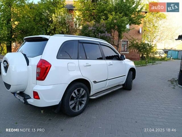 Белый Чери Tiggo 3, объемом двигателя 1.6 л и пробегом 82 тыс. км за 9500 $, фото 4 на Automoto.ua