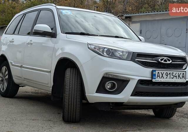 Белый Чери Tiggo 3, объемом двигателя 1.6 л и пробегом 44 тыс. км за 8500 $, фото 5 на Automoto.ua