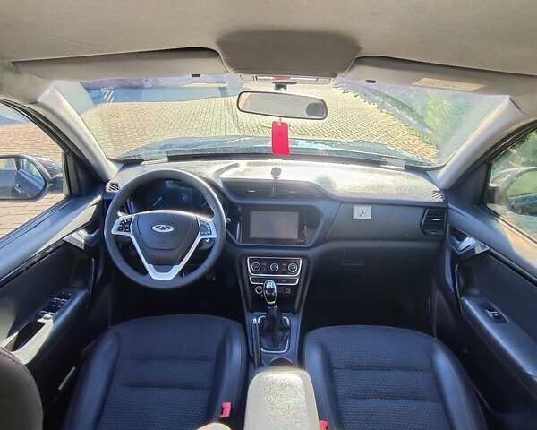 Черный Чери Tiggo 3, объемом двигателя 1.6 л и пробегом 190 тыс. км за 8000 $, фото 2 на Automoto.ua