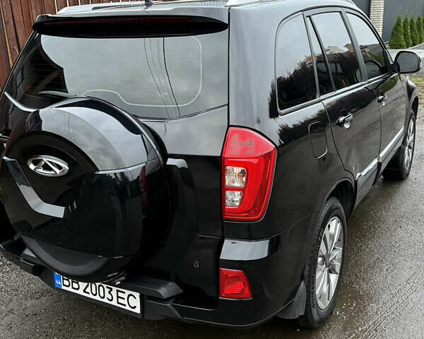 Черный Чери Tiggo 3, объемом двигателя 1.6 л и пробегом 34 тыс. км за 10900 $, фото 2 на Automoto.ua