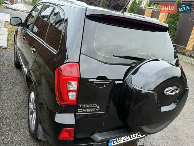 Черный Чери Tiggo 3, объемом двигателя 1.6 л и пробегом 34 тыс. км за 10900 $, фото 6 на Automoto.ua