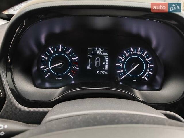 Червоний Чері Tiggo 3, об'ємом двигуна 1.6 л та пробігом 36 тис. км за 9900 $, фото 14 на Automoto.ua