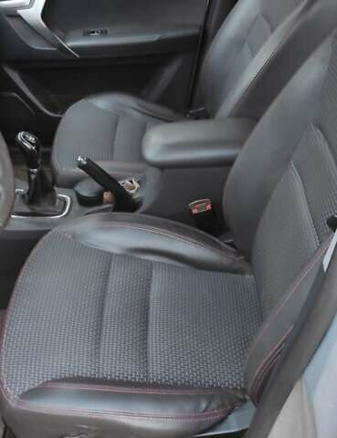 Серый Чери Tiggo 3, объемом двигателя 1.6 л и пробегом 140 тыс. км за 7600 $, фото 8 на Automoto.ua