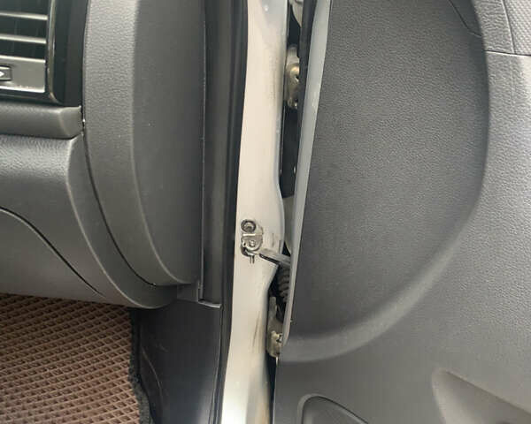 Сірий Чері Tiggo 3, об'ємом двигуна 1.6 л та пробігом 140 тис. км за 7500 $, фото 12 на Automoto.ua