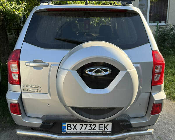 Сірий Чері Tiggo 3, об'ємом двигуна 1.6 л та пробігом 67 тис. км за 10300 $, фото 3 на Automoto.ua