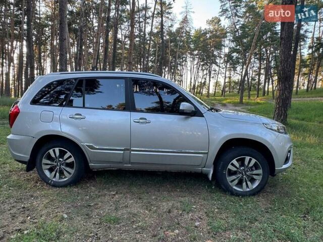 Серый Чери Tiggo 3, объемом двигателя 1.6 л и пробегом 48 тыс. км за 8500 $, фото 2 на Automoto.ua