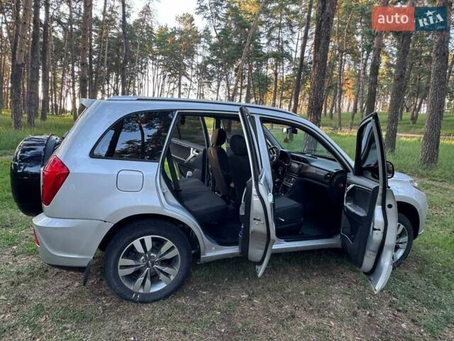 Серый Чери Tiggo 3, объемом двигателя 1.6 л и пробегом 48 тыс. км за 8500 $, фото 6 на Automoto.ua