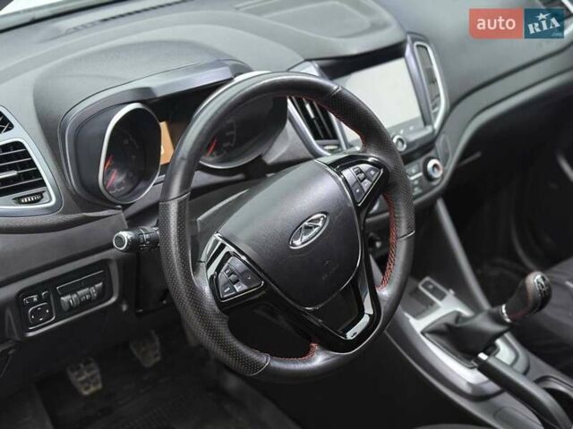 Белый Чери Tiggo 5, объемом двигателя 1.97 л и пробегом 60 тыс. км за 7999 $, фото 6 на Automoto.ua