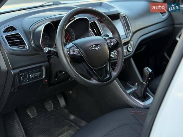 Белый Чери Tiggo 5, объемом двигателя 1.97 л и пробегом 60 тыс. км за 9499 $, фото 10 на Automoto.ua