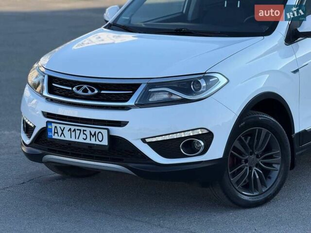 Белый Чери Tiggo 5, объемом двигателя 1.97 л и пробегом 60 тыс. км за 9499 $, фото 1 на Automoto.ua
